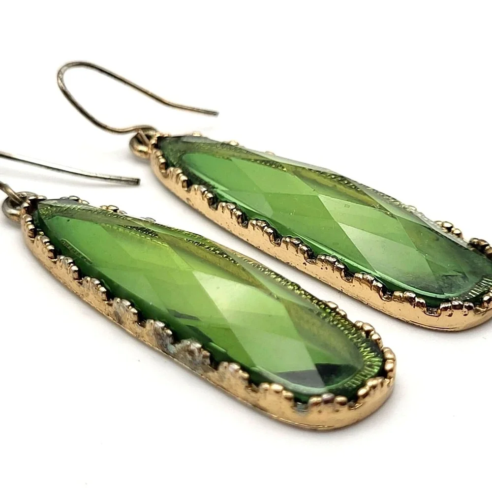 Long Spring Green‎ Acrylic in Goldtone Dangle Drop Teardrop Hook Earrings